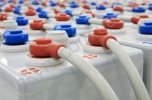 Panasonic заключил соглашение с Tesla Motors на поставку деталей аккумуляторных батарей для электрических автомобилей.